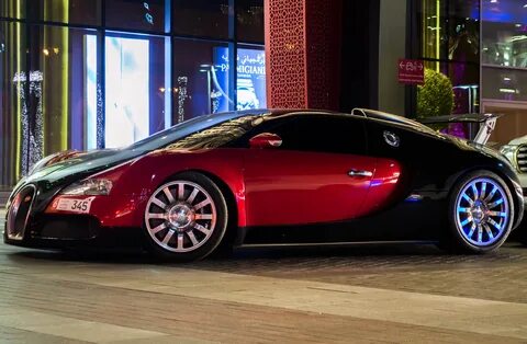 Красная bugatti