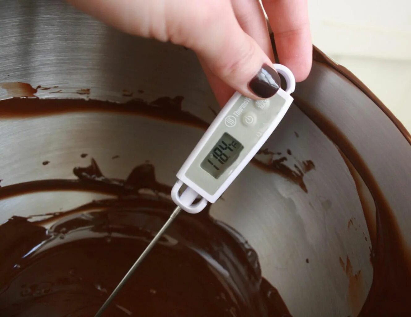 Ванна для темперирования шоколада 1.5 литра. Темперирование шоколада. Шоколад для темперирования. Темперировать темный шоколад.