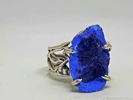 Лазурит камень кому подходит