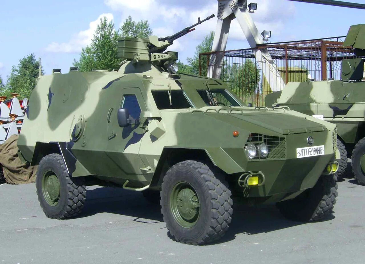Боевой дозор. BTR-4 APC. Бронеавтомобиль дозор. ББМ дозор-б. Дозор б бронеавтомобиль.