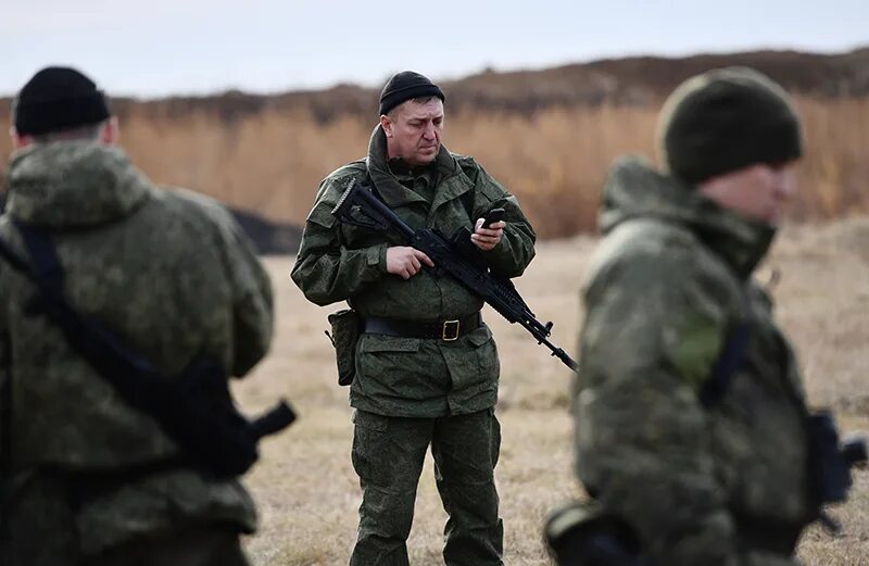 248 человек. 248 человек