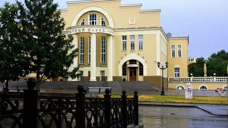 В Новосибирске театру "Красный факел" нужно 100 млн руб. - RuNews24.ru - 28.07.2