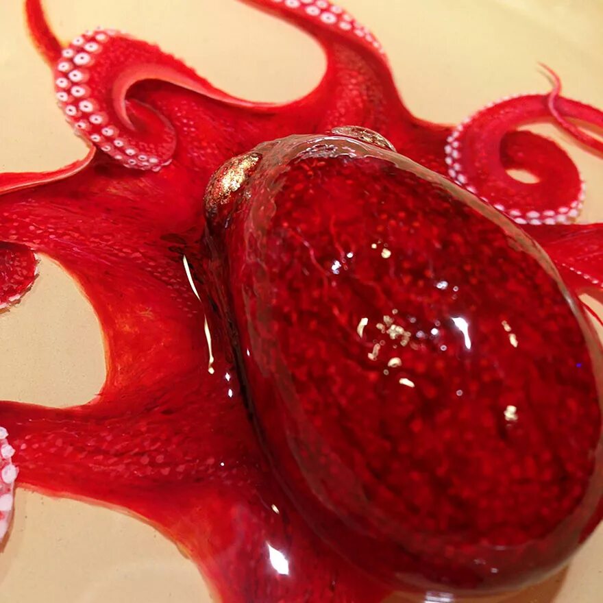 Какая кровь черная. Сердце осьминога. Красный осьминог. У осьминога три сердца.