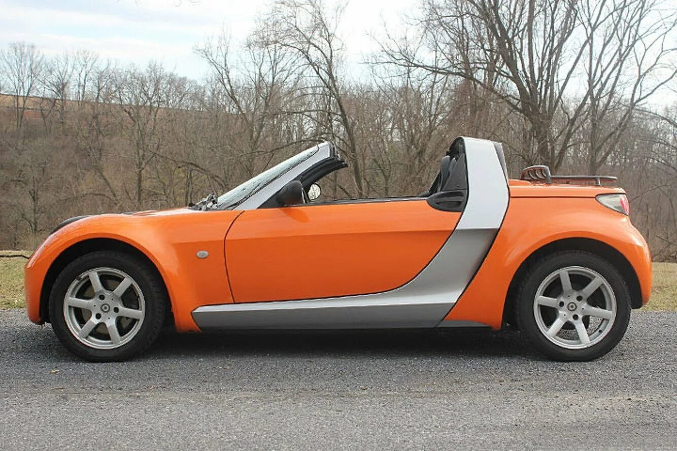 Smart Roadster Coupe. Смарт родстер купе кабриолет. Mercedes Smart Roadster. Smart Smart Roadster. Двухместный кабриолет