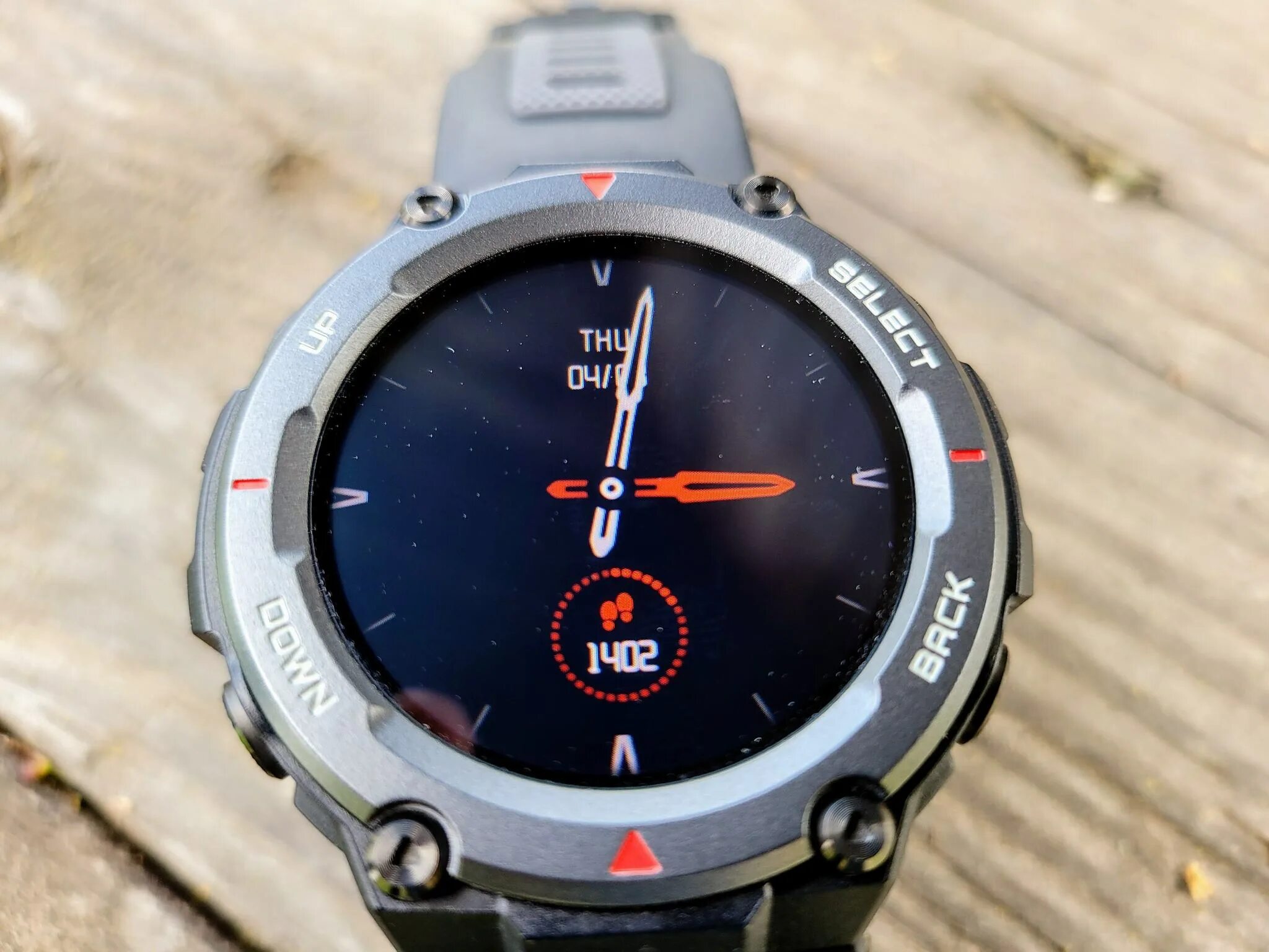 Часы t rex 2 приложение. Amazfit t-rex pro. amazfit trex pro. циферблат часов amazifit trex pro. amazfit t-rex pro циферблаты.