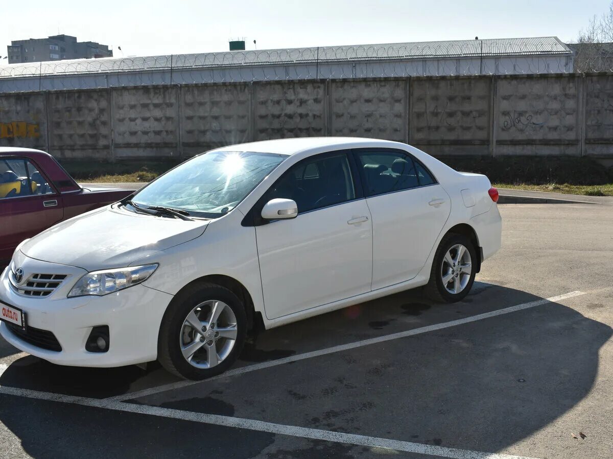 Купить тойоту короллу в новокузнецке. Toyota Corolla 150 Рестайлинг. Toyota Corolla e140/e150. Тойота Королла е150 белая Рестайлинг. Белая Toyota Corolla 2011.