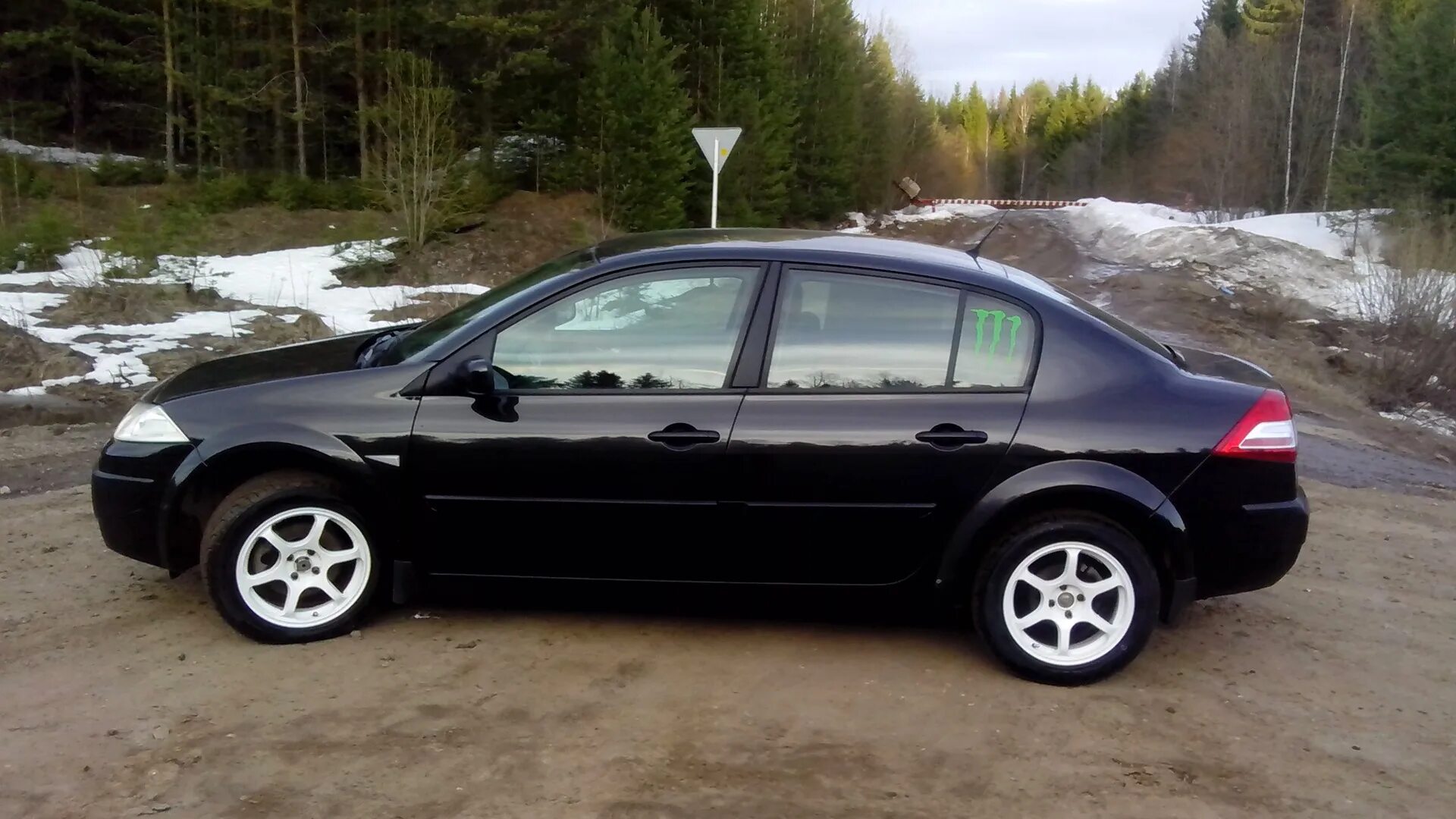 Меган 2 диски 16. Меган 2 диски 16. Рено меган 2 на 17 литье. Рено меган 2 на r18. Рено меган 2 седан на 16 дисках.