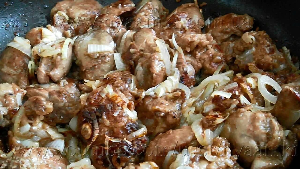 Как вкусно приготовить печенку куриную с луком видео. Куриное печень по домашнему фото. Что можно приготовить из куриной печени. Рецепты из куриной печени самые вкусные и красивые.