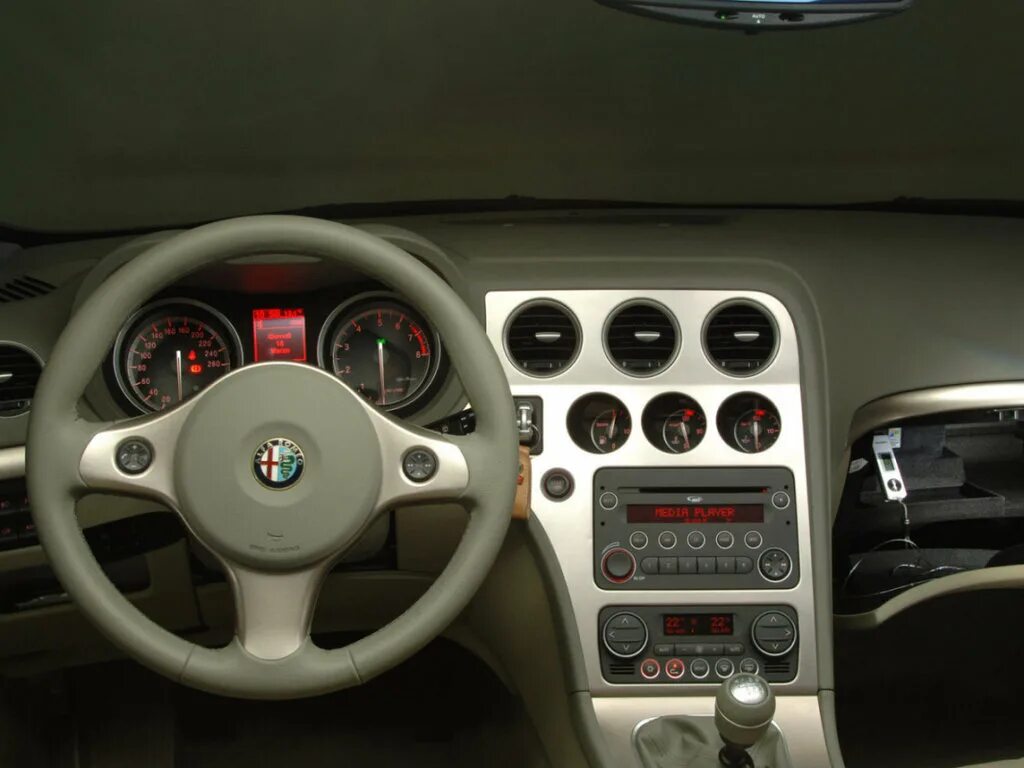 Салон альфа ромео. Alfa Romeo 159 2005. Alfa Romeo 159 салон. Alfa Romeo 159 Interior. Alfa Romeo 159 Sportwagon салон.