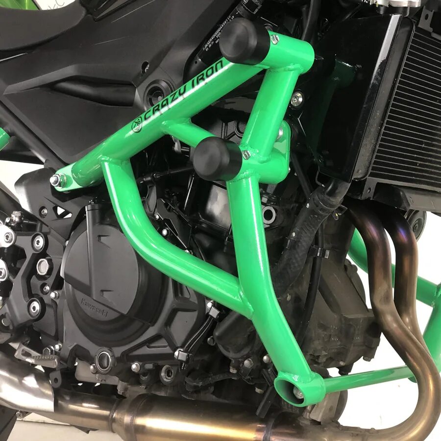 Kawasaki z1000 клетка. Кавасаки ниндзя 250. Клетка crazy iron kawasaki z400. Kawasaki z1000 клетка. Kawasaki 250r.