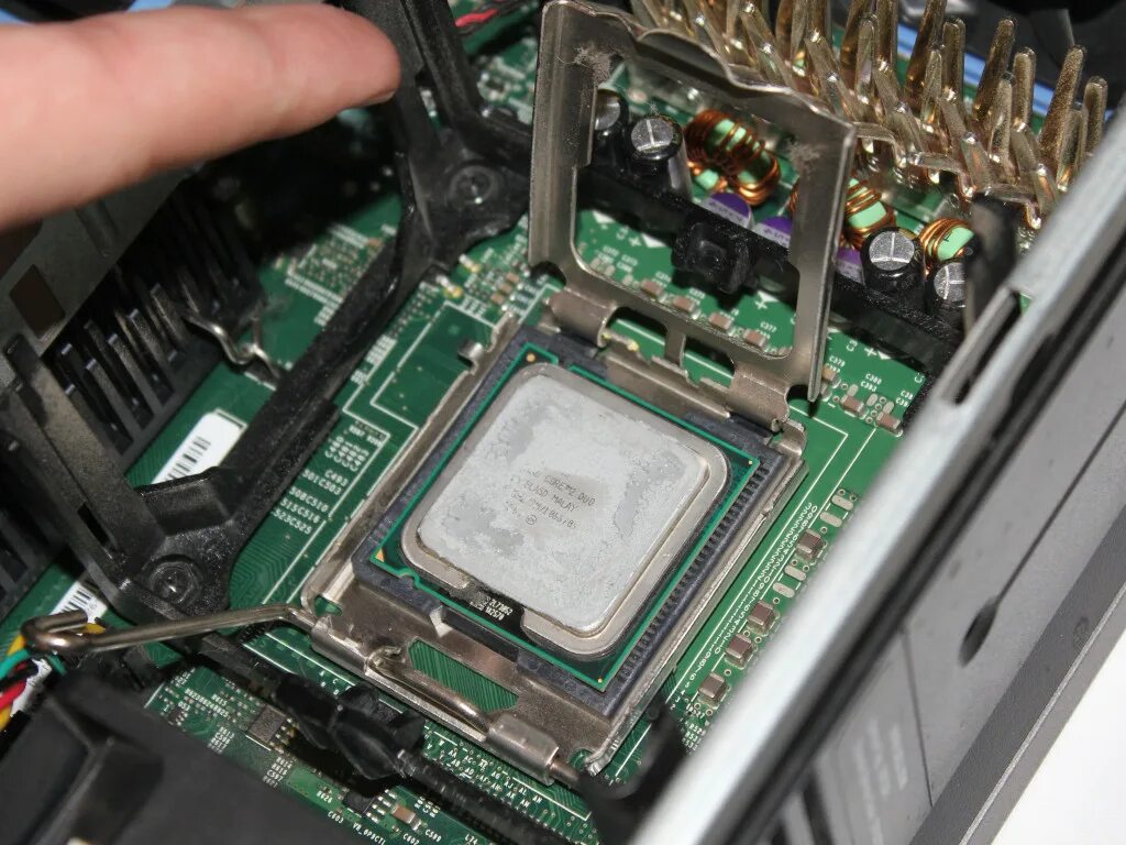 Можно ли изменить процессор. Делл оптиплекс 745. процессор dell. процессор для ноутбука dell. замена процессора с материнской платой.