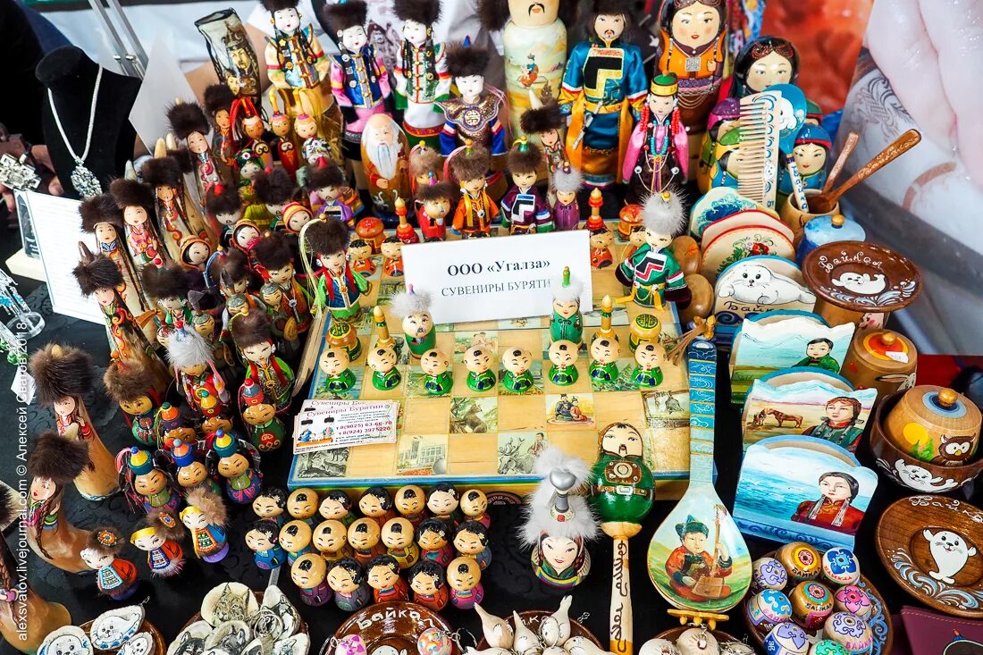 Дацан иволгинский сувениры сувениры. Сувениры с байкала. Иволгинский дацан обереги. Сувениры из бурятии. Что привезти из улан удэ.