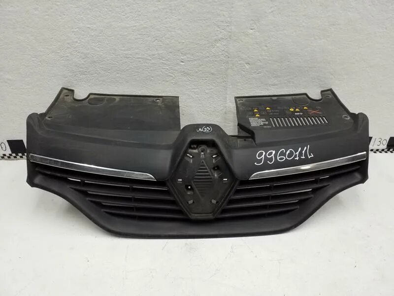Решетка логан 2. Renault 623105727r решётка радиатора. решетка радиатора рено логан 2. решетка радиатора рено сандеро степвей 2. renault 623105727r решетка радиатора (плас).