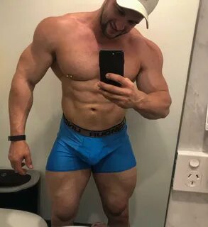 Gavin Perry 63.2K в Твиттере: "@nath_wyld1 @SteveMuscleFam. 