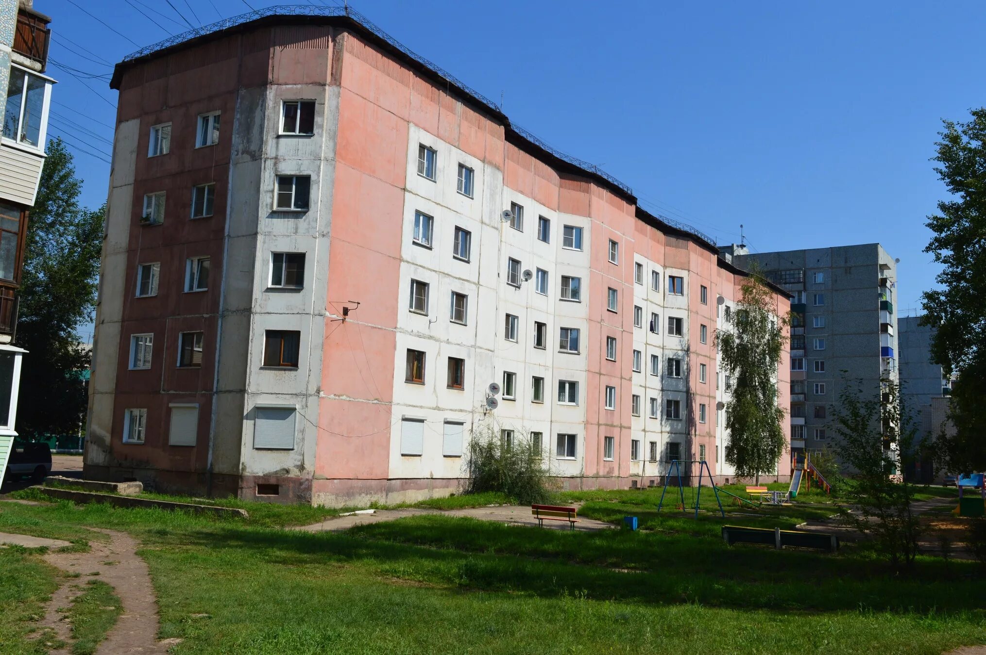 Дом в усть куте. Реброва-денисова 11 усть-кут. усть-кут реброва денисова. усть кут улица реброва денисова. город усть-кут ул. реброва-денисова.