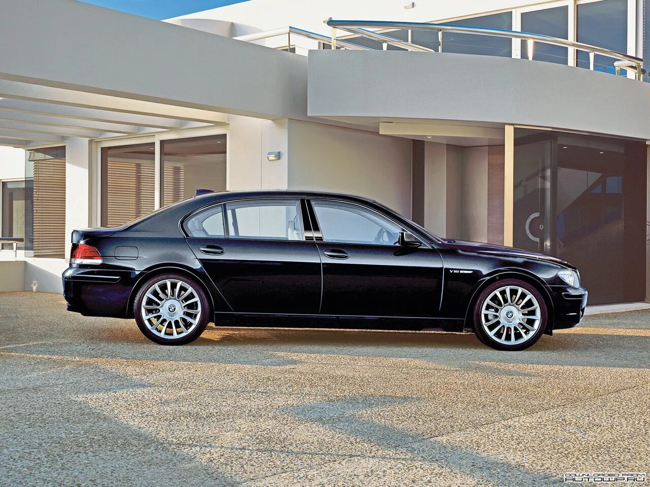 Авито купить бмв 7. BMW 7 e65/66. БМВ е66 760li. BMW 750i long. БМВ 760 Лонг е 66.