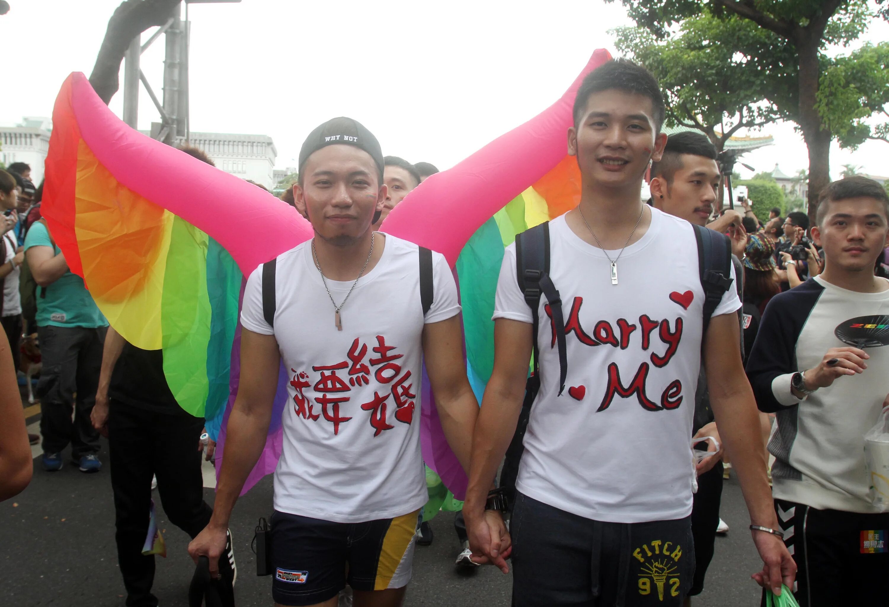 Однополые браки на Тайване. Гомосексуальные мужчины. Однополые браки в Корее. Таиланд однополые браки