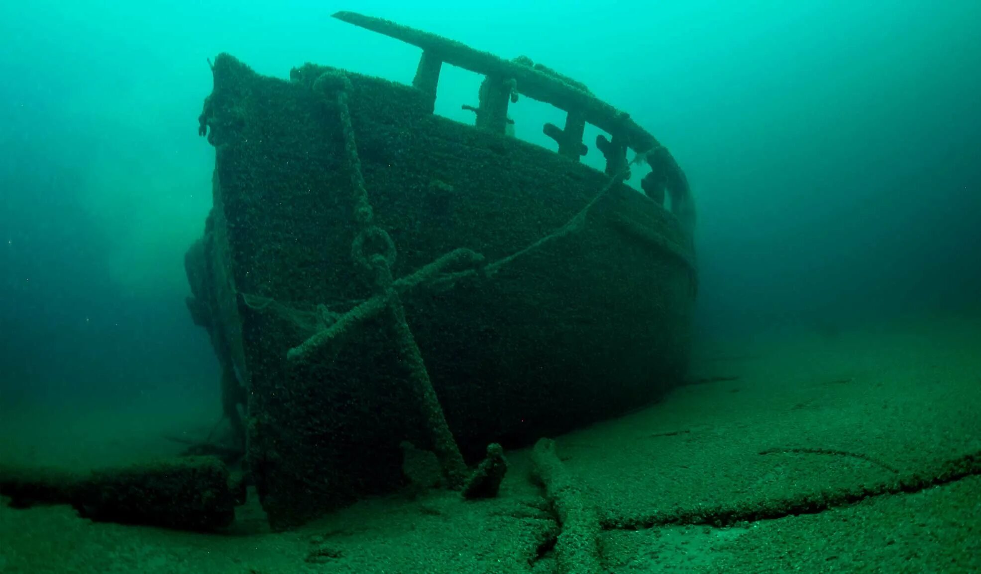 Кладбище затонувших кораблей черного моря. Барон Гауч корабль затонувший. Эгейское море затонувшие корабли. Cristobal Colon корабль затонувший.
