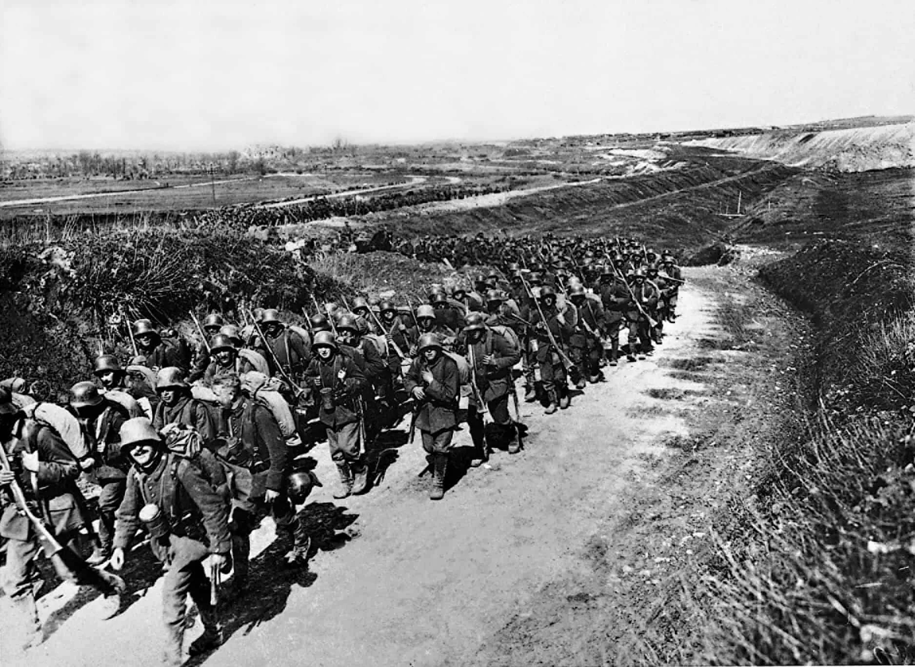 Западный фронт германское наступление 1918. Весеннее наступление Германии 1918. Стодневное наступление 1918. Весеннее наступление германской армии 1918.