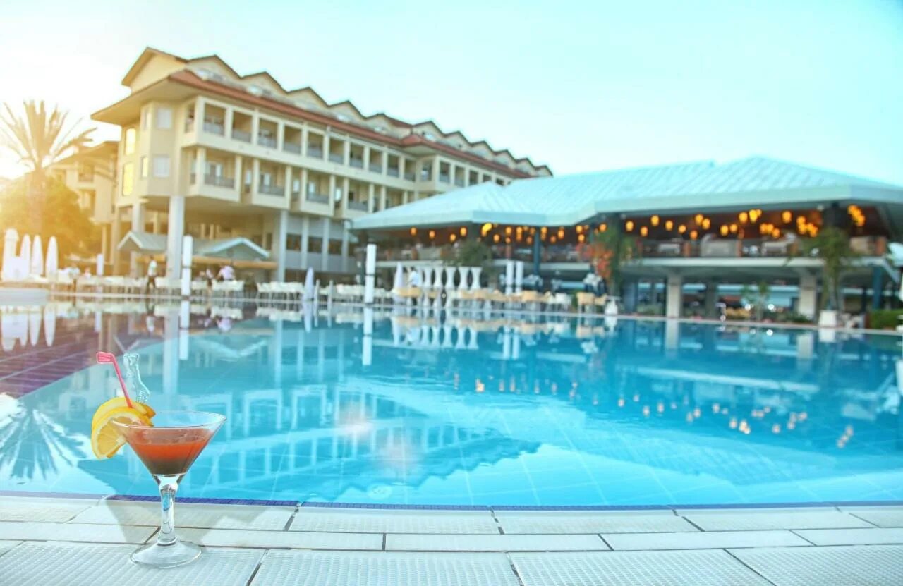 Квинс парк ле жардин кемер. Queens park le jardin resort. Квинс парк ле жардин 5 кириш турция. Квинс парк ле жардин кемер. Ле жардин кемер.