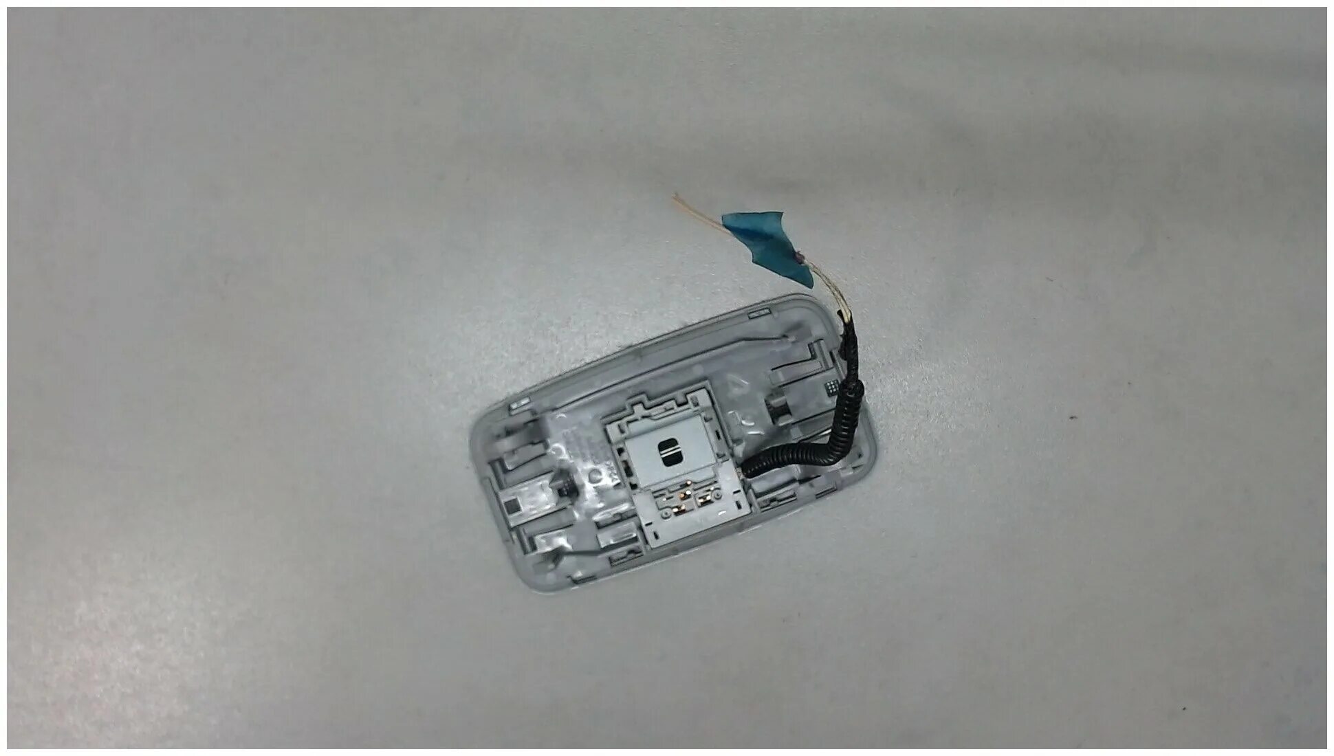 плафон салона тойота камри. передний плафон камри xv 10. плафон салона камри 40. плафон освещения салона camry v50. плафон освещения тойота камри 30.