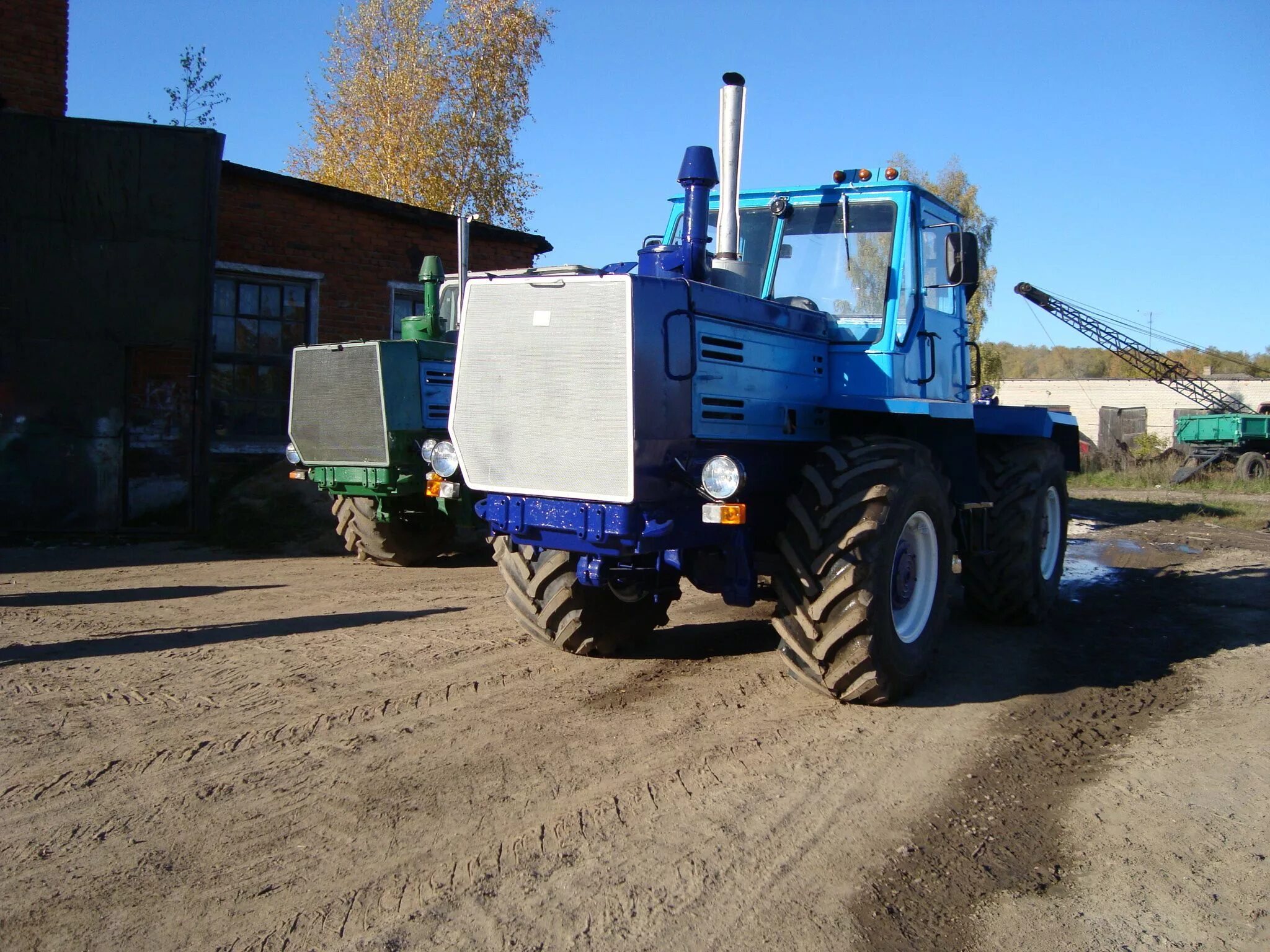 Т-150к трактор. Трактор т 150к. Т150 колесный. Т 150 эсвм колесный. Трактор т 150к.