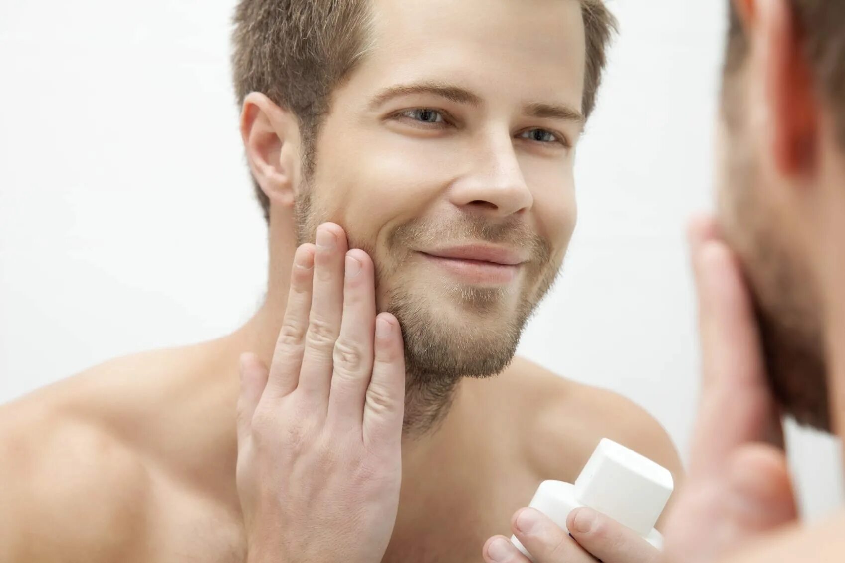 Men skincare. Men skincare. Проблемная кожа у мужчин. Лицо мужика. Мужчина в коже.