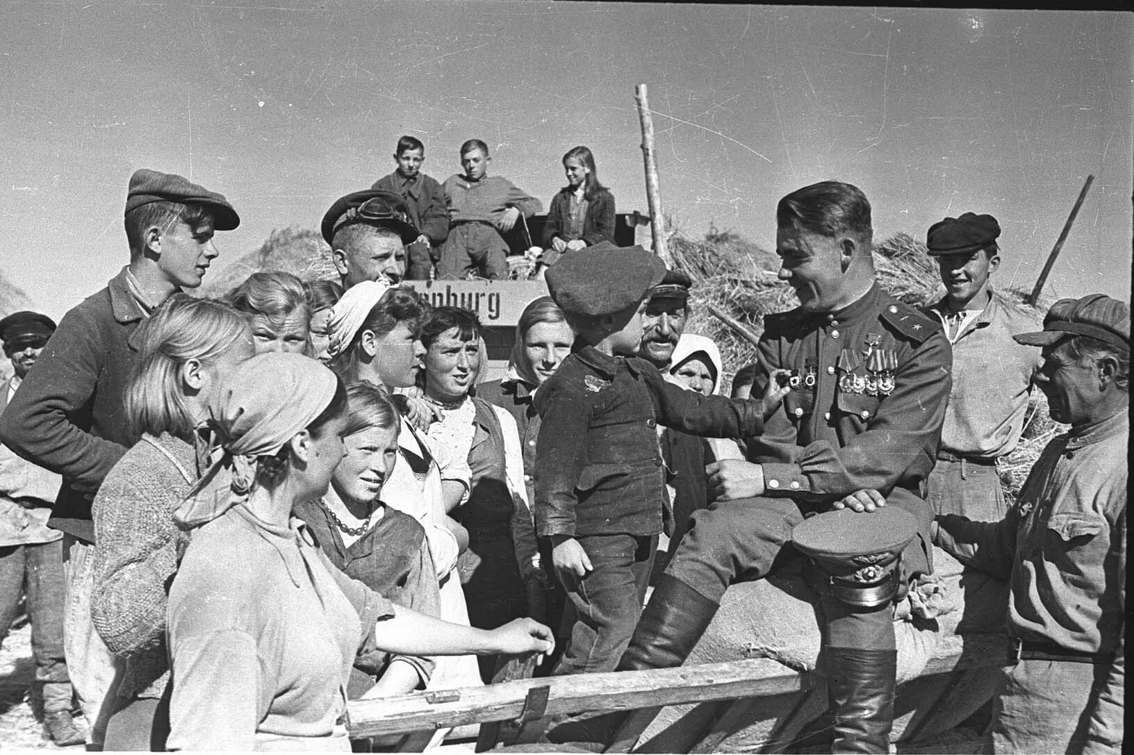 Фотографии великой отечественной войны 1945. Великая Отечественная война 1941-1945. Великая отествечтевна война 1941-1945. Освободители ВОВ 1941-1945. 19941-1945.