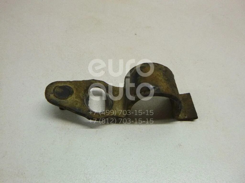 Скоба втулки стабилизатора рено сандеро 1. Скоба втулки стабилизатора рено трафик. Кронштейн втулки стабилизатора логан. Скоба стабилизатора logan. Скоба стабилизатора логан.