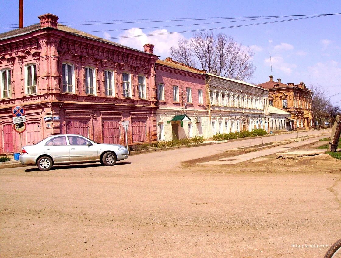 Черный яр астраханская область. Астрахань черный Яр. Село чёрный Яр больницы. Купец Голощапов чёрный Яр.