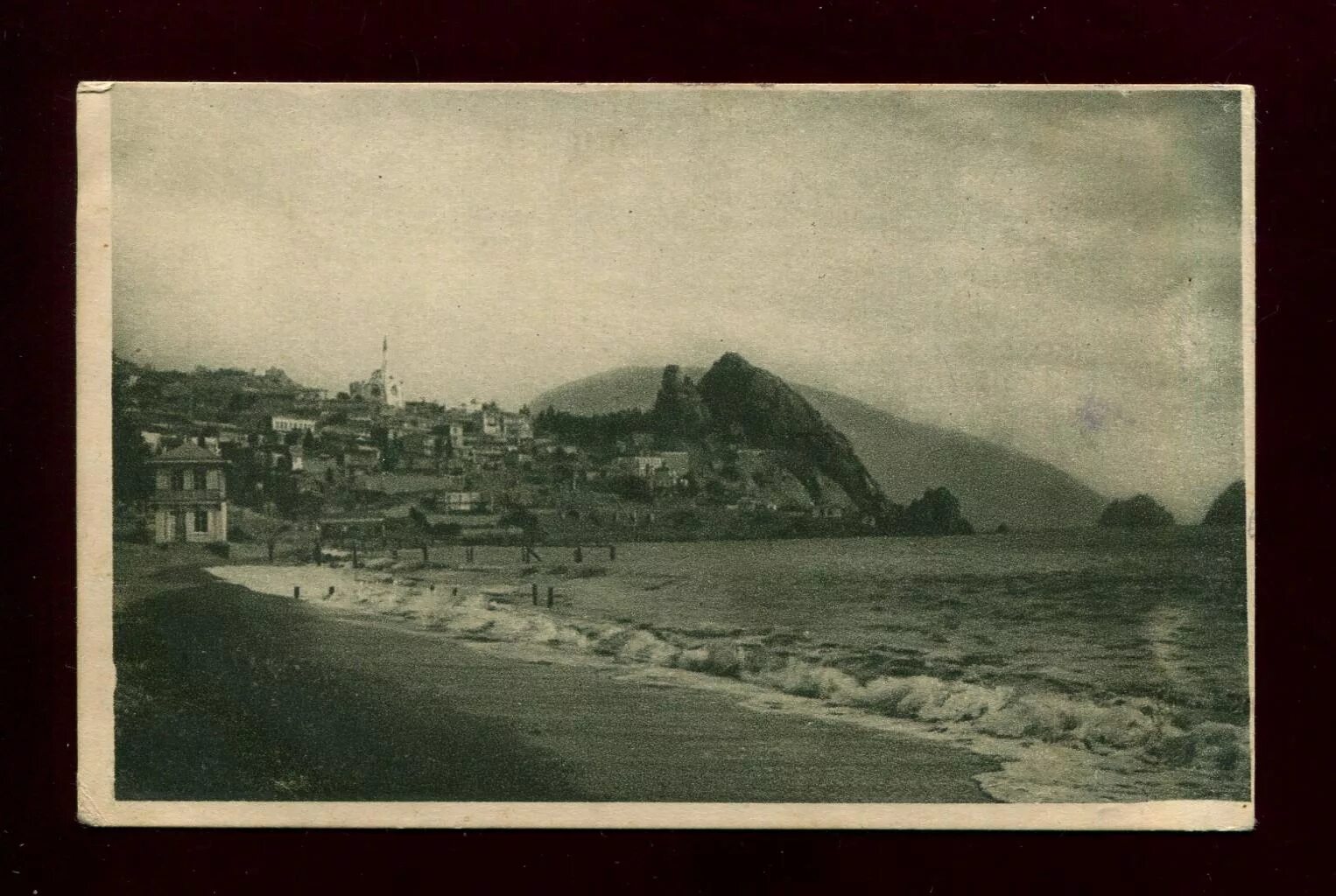 Суук-су гурзуф. Гурзуф ул ленинградская 70е. Гурзуф до революции. Гурзуф вид на аюдаг раньше. Гурзуф подвойского 20.