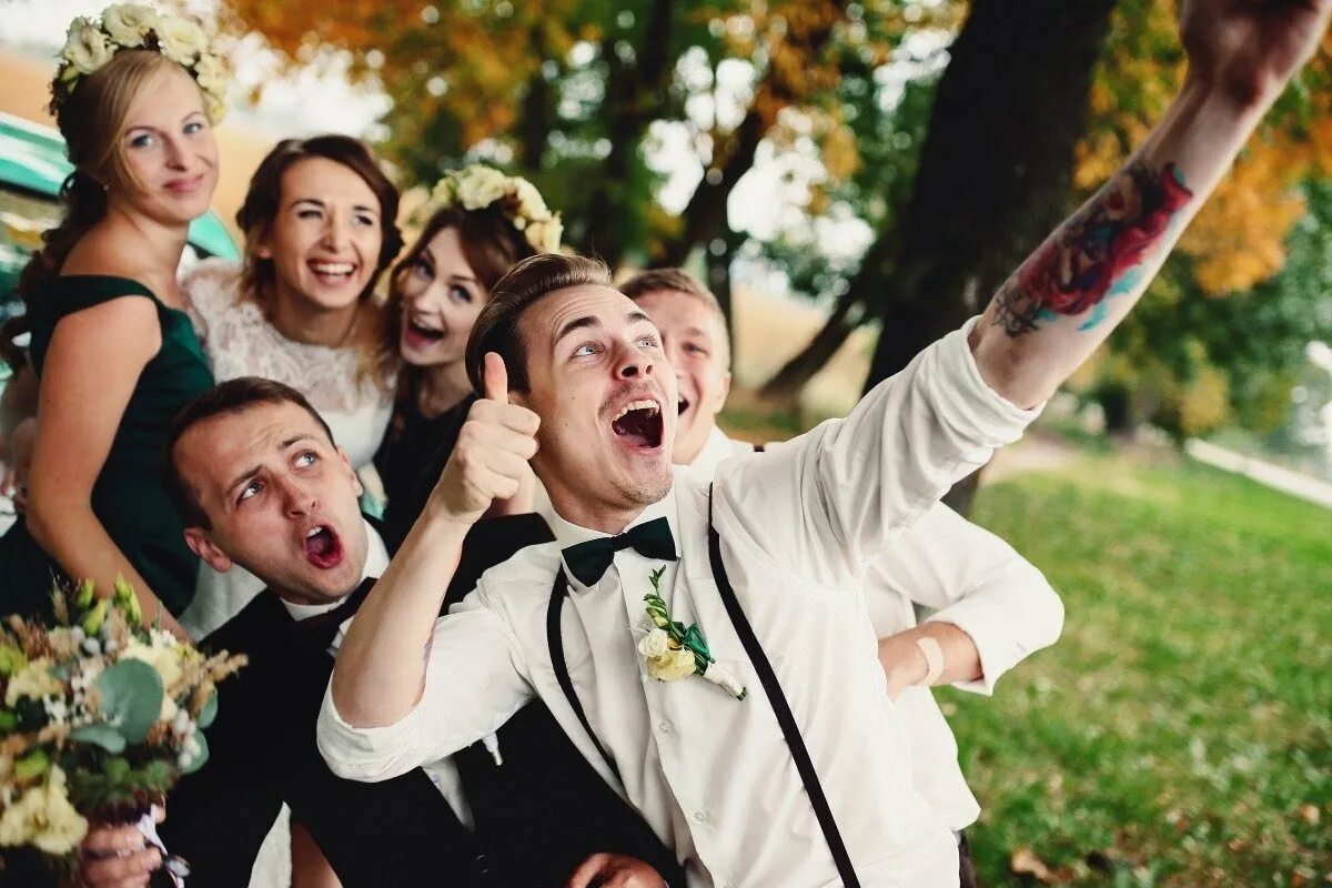 Свадьба веселье. Подарок на свадьбу. Свадебный выкуп невесты. Друзья жениха. Современная свадьба.
