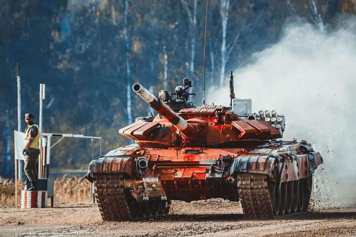 Алабино танковый биатлон 2022. Танковый биатлон танки. Алабино танковый биатлон 2013. Т-72 танковый биатлон. Игры биатлон танков