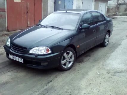 Тойота авенсис 2001 г