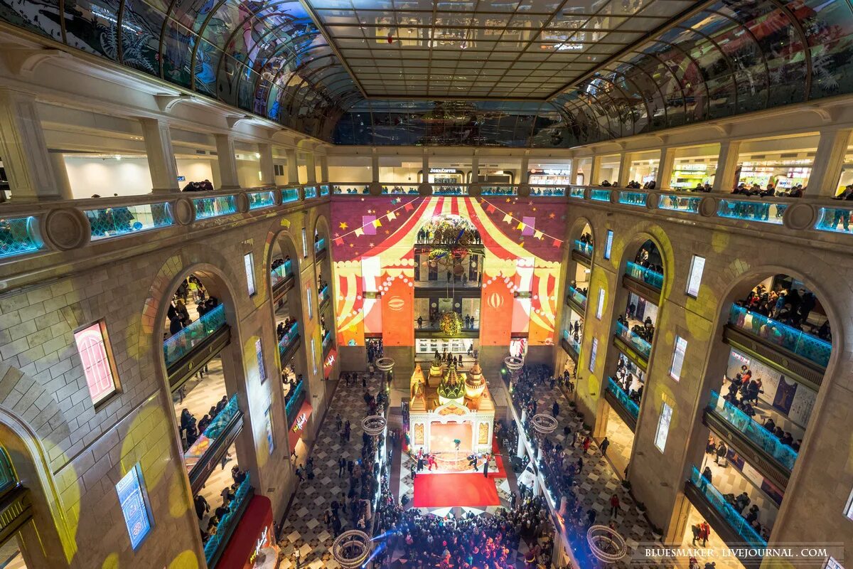 Цдм спб. Детский мир москва лубянка. Центральный детский мир на лубянке фудкорт. Детский мир на лубянке магазины. Центральный детский магазин работа.