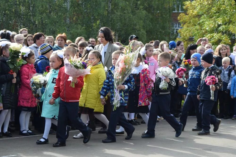 Сайт 74 ижевск. Школа 74 Ижевск. Директор школы 74 Ижевск. Школы Ленинского района Ижевска. Школа 88 Ижевск.