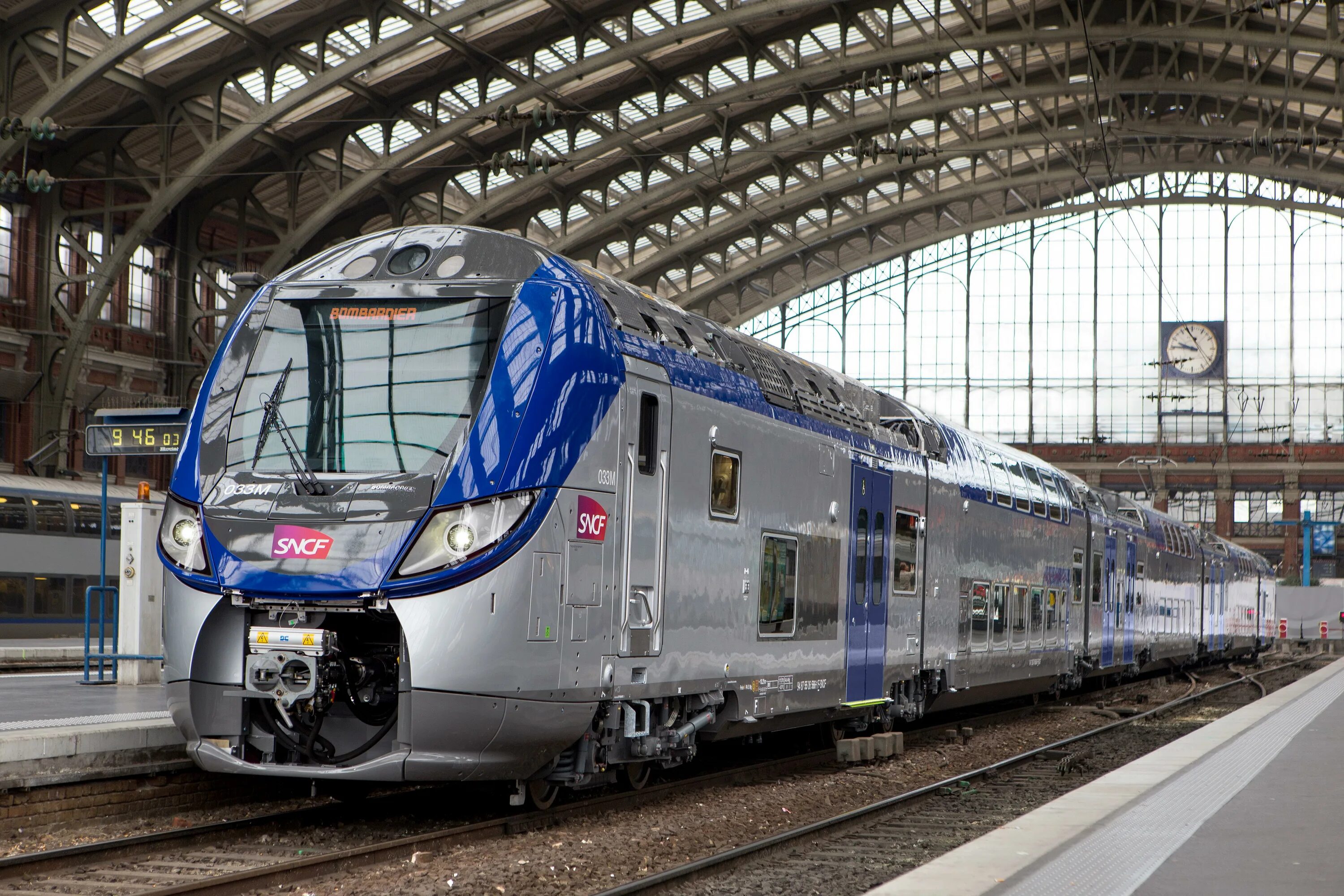 SNCF поезд Франция. Поезда Париж SNCF ter. Regio 2n поезд. Bombardier Франция. French train