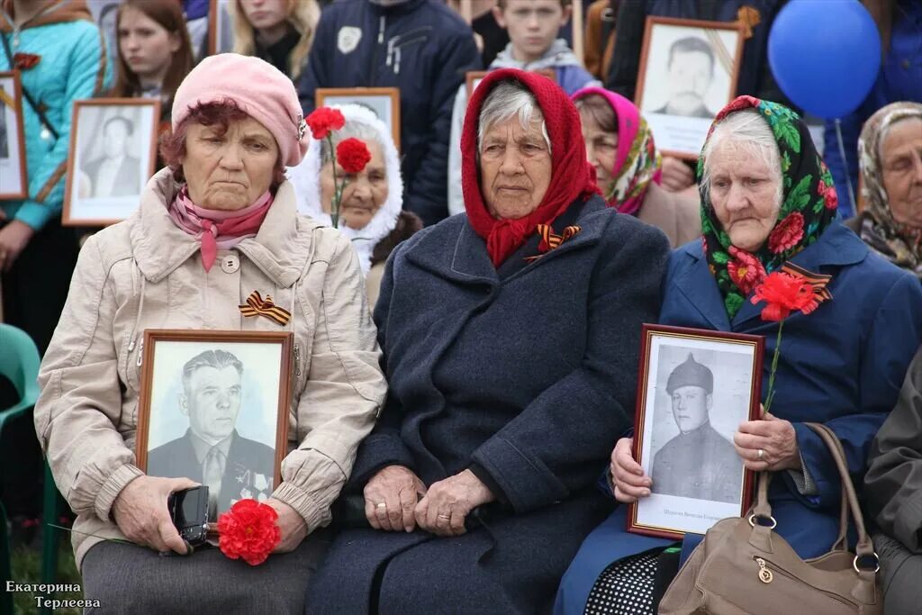 Вдовы военных пенсионеров 2024. Вдовы войны. Вдовы России. Женщины вдовы войны.