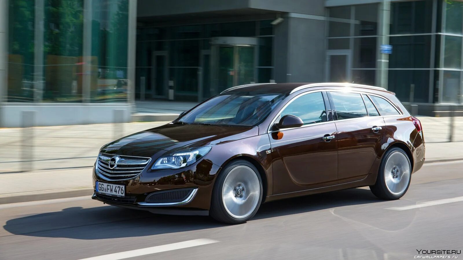 Инсигния универсал. Opel Insignia 2013 универсал. Opel Insignia Sports Tourer 2013.