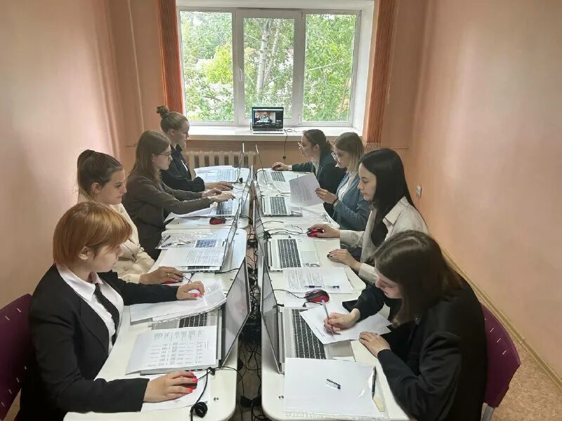 хабаровский педагогический колледж имени героя советского союза д. хабаровский педагогический колледж хабаровск. хабаровский педагогический колледж имени калараша официальный сайт. колледж имени калараша. колледж имени калараша.