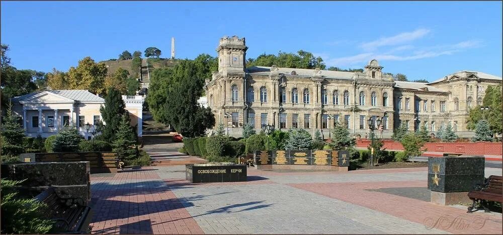 Керчь осень Митридат. Гимназия 2 Керчь Митридат. Крым город Керчь центр. Площадь города Керчь