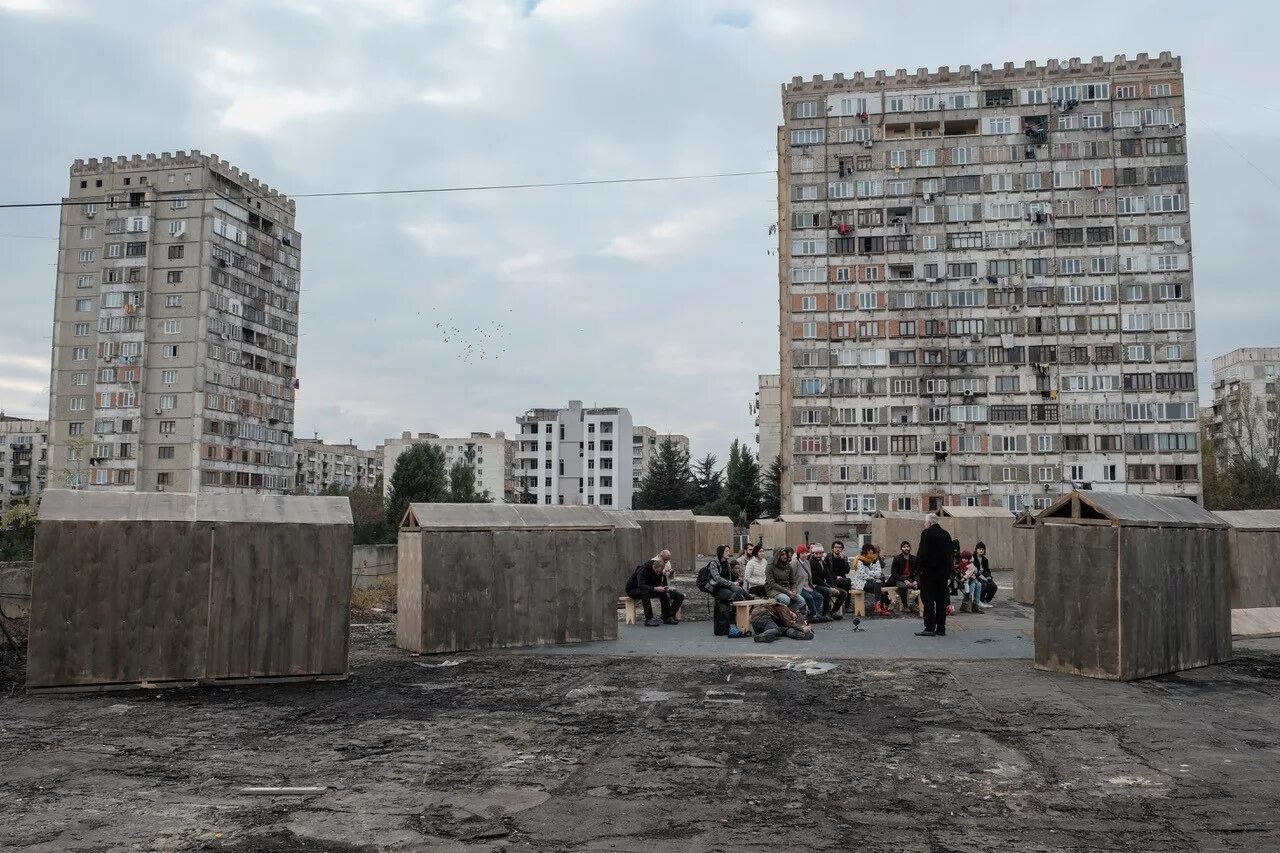 Глданский массив, Глдани район, Тбилиси. Глдани Тбилиси Грузия. Тбилиси Глдани 3 микрорайон.