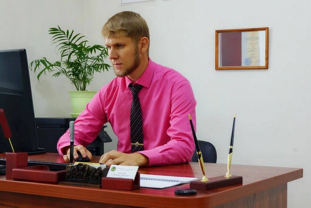 андрей андреевич гнитка. адвокат тарасов михаил николаевич. аминьева яна александровна адвокат владивосток. адвокаты владивосток. сибиченко дмитрий.