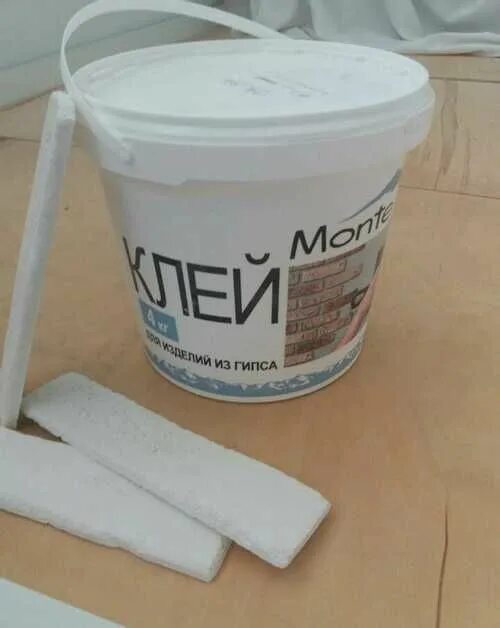Укладка искусственного камня на стену. Клей для декоративного кирпича. Укладка искусственного камня. Затирка швов кирпичиков из гипса. Клей для пгп, гкл, гвл кнауф перлфикс гипсовый.