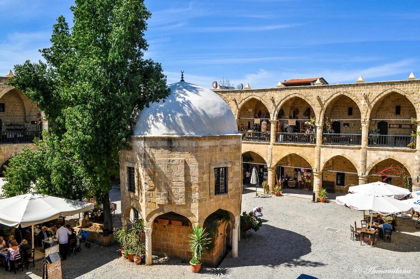 Что такое караван сарай. Караван-сарай султана хафсы мармарис. караван сарай бюйюк хан. караван сарай бюйюк-хан (северный кипр). караван-сарай постоялый двор.