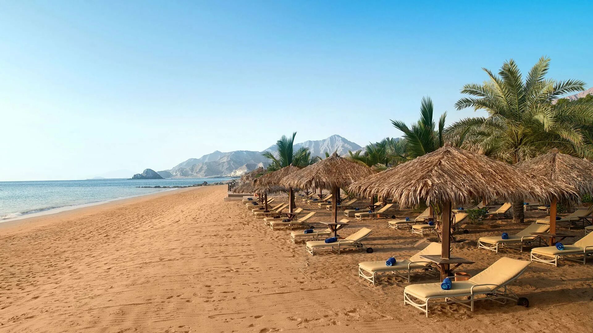 Фуджейра это. Le meridien фуджейра. пляж аль ака фуджейра. la meridian оаэ фуджейра. le meridien al aqah beach resort 5.