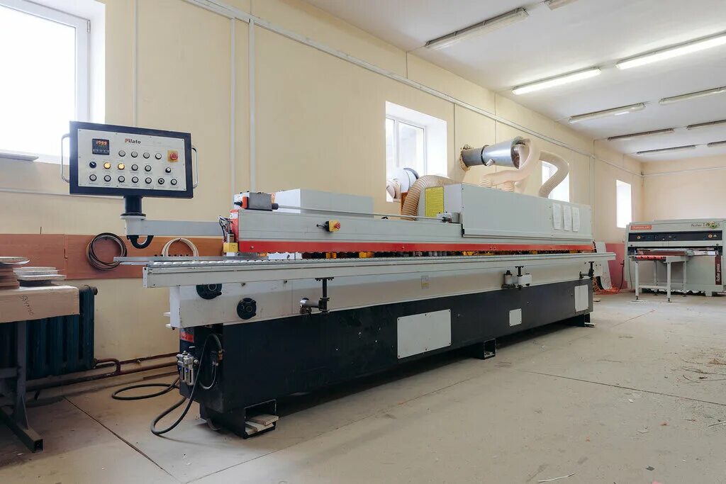 распил лдсп, мдф, двп. распил лдсп 1035*560мм с кромкооблицовкой. раскрой лдсп. распил лдсп цех. могилевлифтмаш станок иэ-6009 а4.