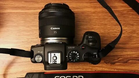 Canon eos r100