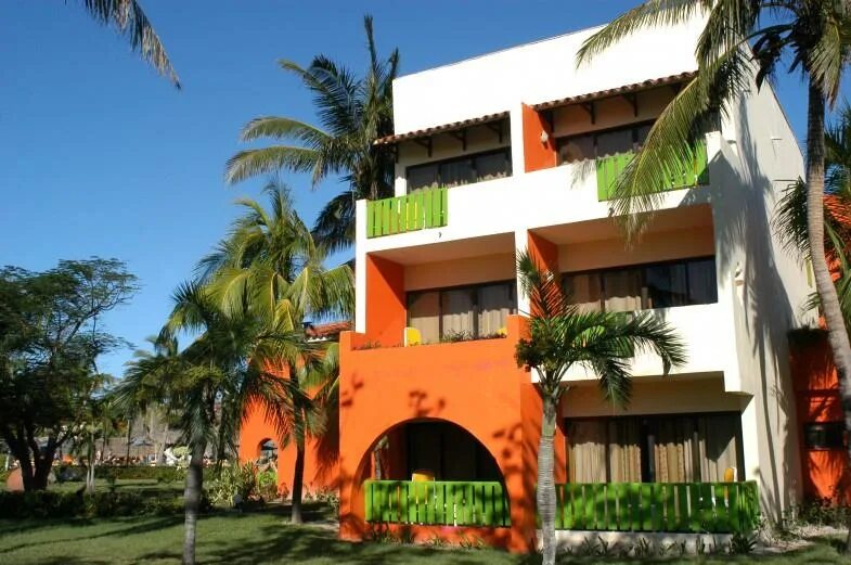 Санта лючия куба отзывы. Отель brisas santa lucia 4. отель brisas santa lucia куба. brisas santa lucia 4 камагуэй. отеля brisas santa lucia 4 на кубе.