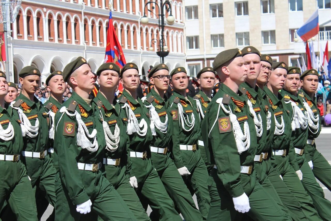 Парад в йошкар оле 9 мая 2024. Парад победы йошкар ола. парад 9 мая йошкар ола. парад победы йошкар-ола 2023. парад фото.